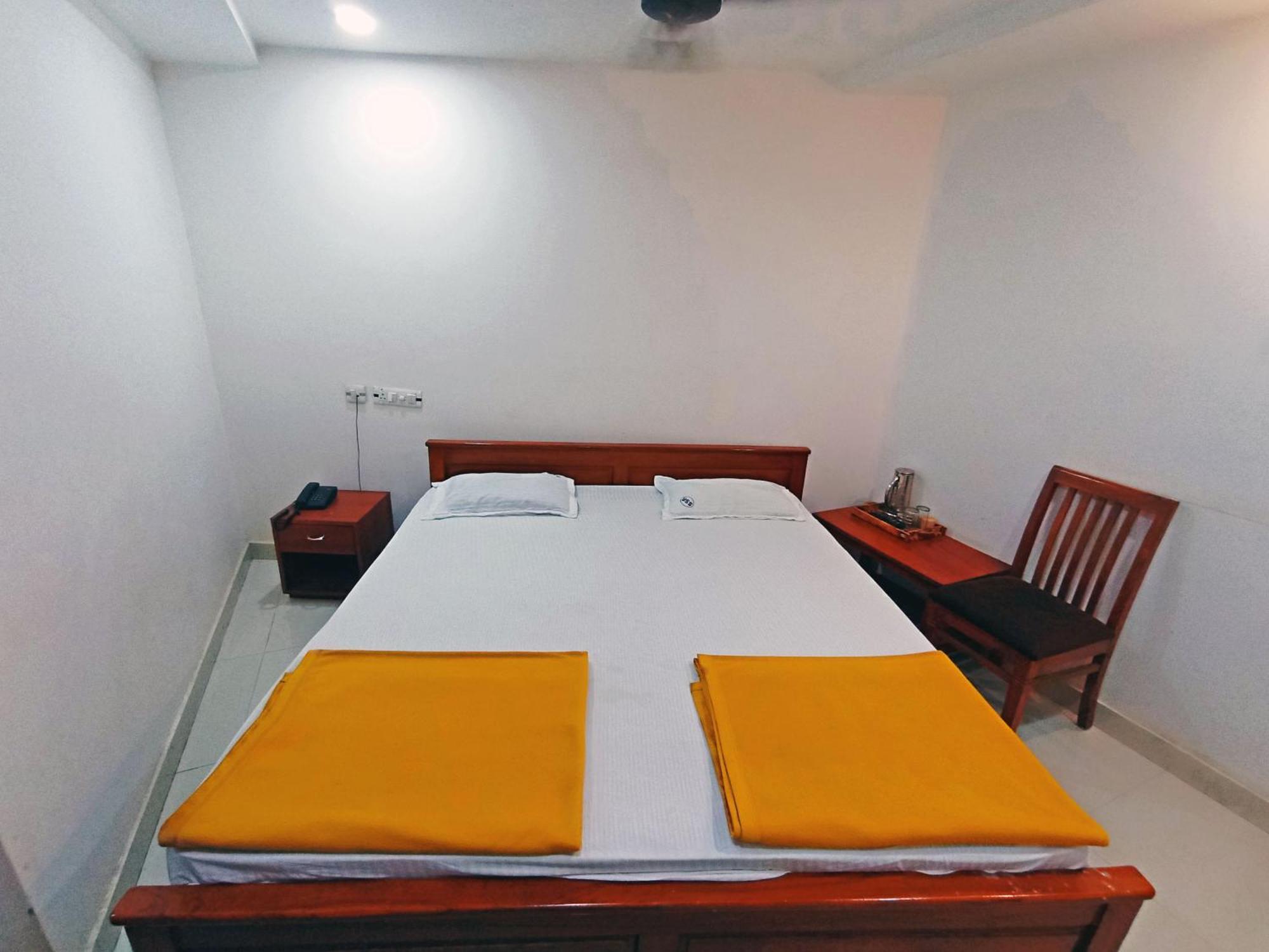 Staymaker Shri Shakti Residency Hubli Exterior photo